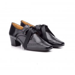 Chaussures aragonaises, costume régional