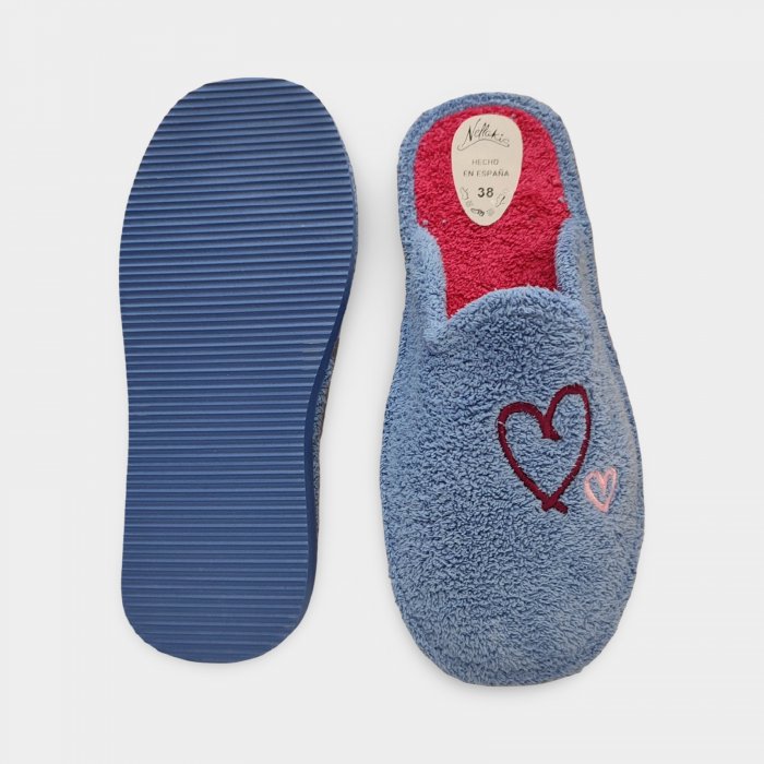 Sabatilles d'entre-temps en ris blau amb cor brodat - 5