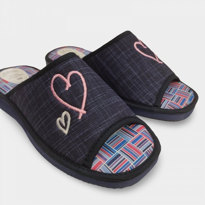 Chinelo feminino leve de verão na cor azul | Coração bordado - 2
