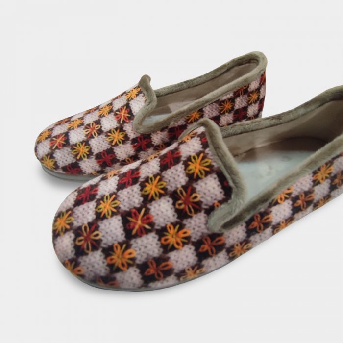 Zapatillas de Casa Mujer Cerradas Beige | Cuña Cómoda y Plantilla Extraíble - 2
