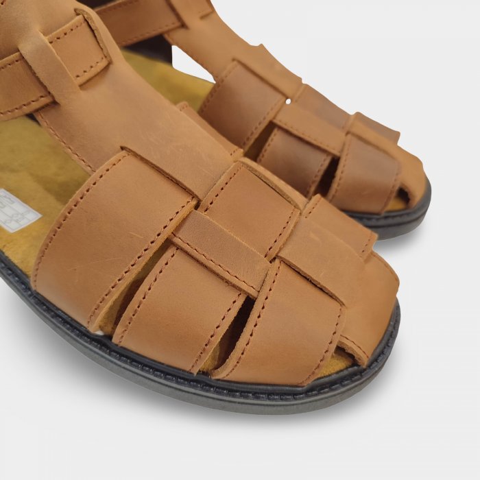 Sandales classiques en cuir marron en solde - 2