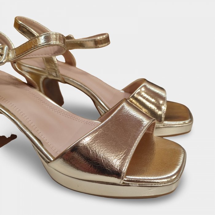 Sandales de soirée dorées à talon large et plateforme - 2