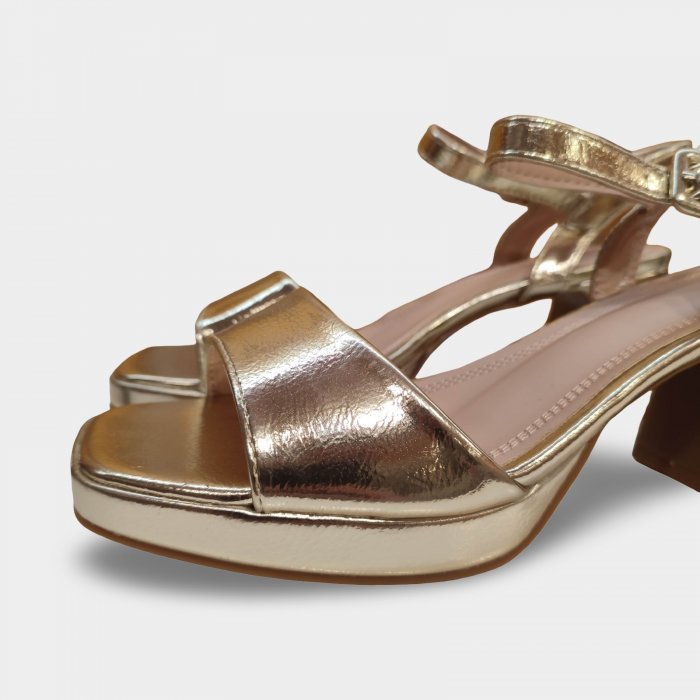 Sandales de soirée dorées à talon large et plateforme - 5