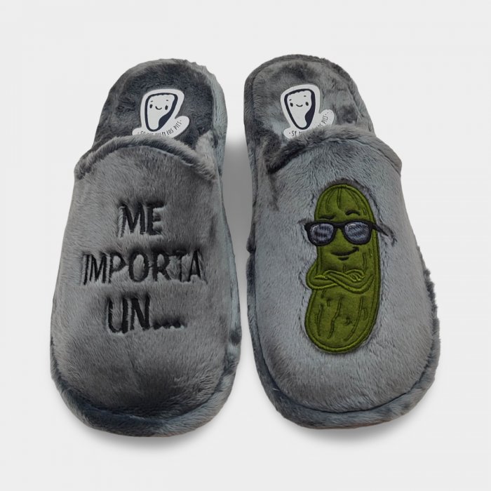 Zapatillas Casa Hombre Divertidas “Me Importa un Pepino” - 1