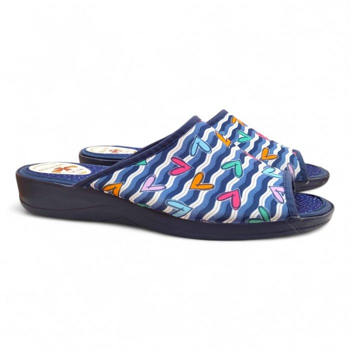 Chinelo feminino de verão acessível, com bico aberto e salto plataforma. - 1