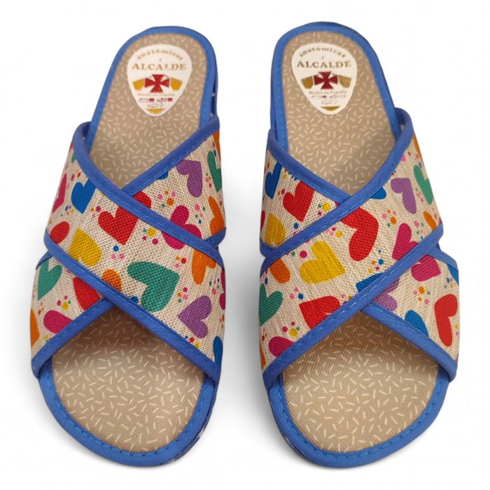 Chinelo feminino de verão, estilo pantufas, com design em lona e tiras cruzadas no calcanhar. - 2