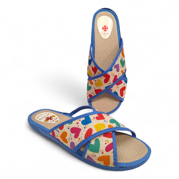Chinelo feminino de verão, estilo pantufas, com design em lona e tiras cruzadas no calcanhar. - 3