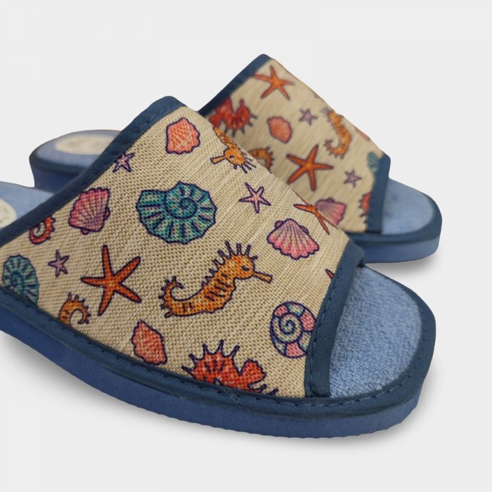 Pantufas de verão femininas com estampas de cavalos-marinhos e estrelas-do-mar. - 2
