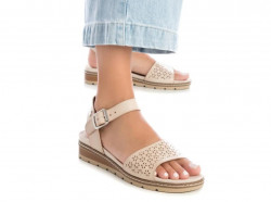 Sandalias planas con un poco de cuña hielo