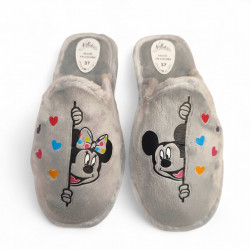 Zapatillas de casa divertidas en rebajas con Mickey y Minnie en gris muy ligeras