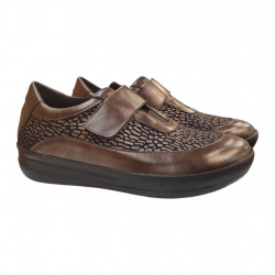 Zapatos anchos Doctor Cutillas con velcro y licra