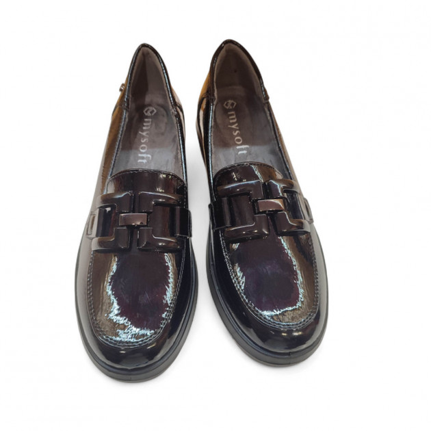 Mocasines Mysoft negros en charol con cadena y cuña - 2