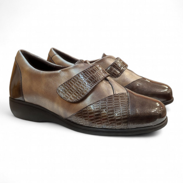 Zapatos con velcro de señora Doctor Cutillas anchos piel - 1