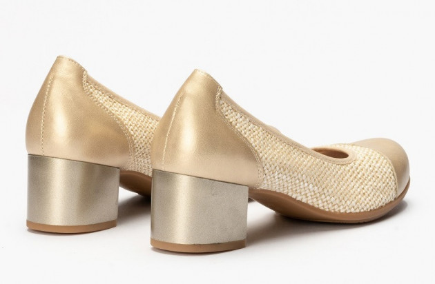 Zapatos Pitillos piel oro beig tacón medio - 2